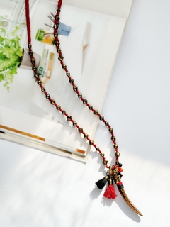 Collar largo con dijes CAPRI