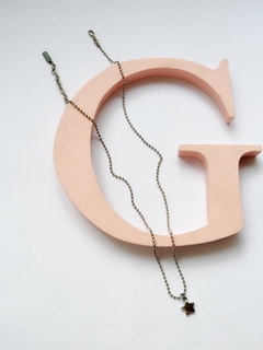 Collar plateado con estrella STELLA - tienda online