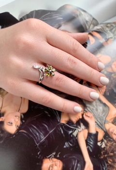 Anillo flor verde FLO en internet
