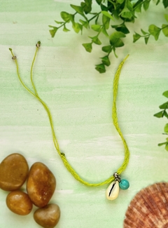 Pulsera de hilo y dijes BEACH - comprar online