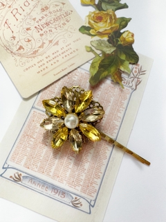 Clip flor de piedras MARGARET - Gabriella Capucci
