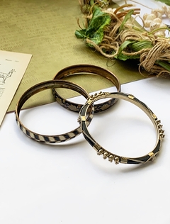 Pulseras negras y doradas finitas (set de 3) SIENNA - comprar online