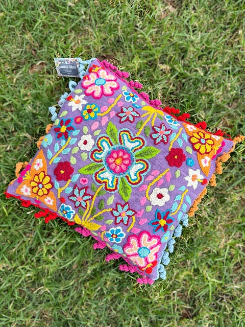 Almohadón de lana FLOWERS - comprar online