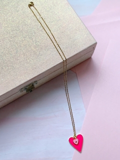 Collar dorado con dijes de corazon AMOUR - Gabriella Capucci