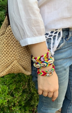 Pulsera de hilo y caracoles IBIZA - tienda online