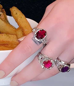 Anillo con piedra violeta NINA - tienda online
