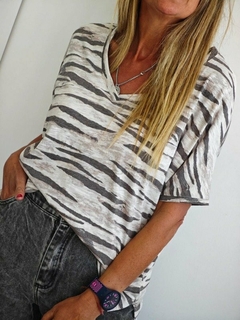 Remera Flame Cebra - comprar online