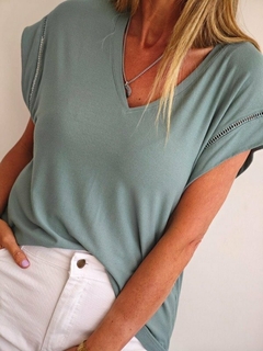Remera Creppe Japonesa Calado en Manga - comprar online