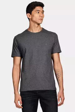 CAMISETA BÁSICA - comprar online