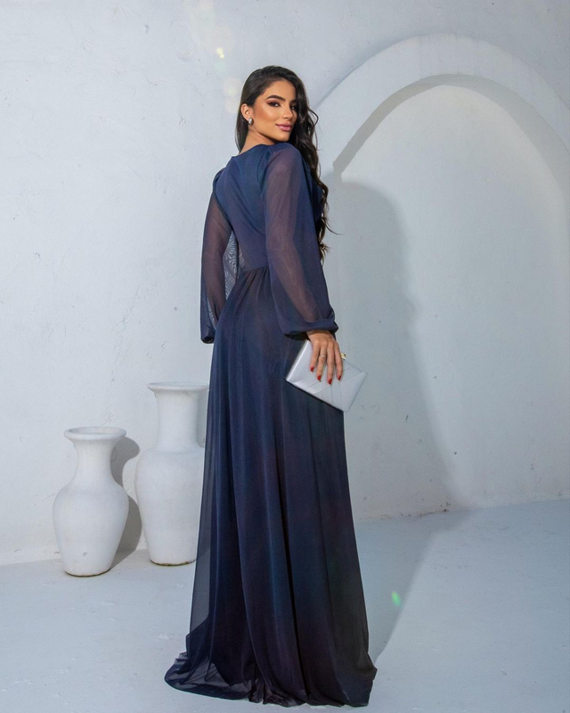 Vestido longo em Tule na internet