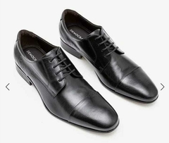 SAPATO COM SOLA DE COURO METROPOLITAN CASTER PRETO REF: 228101-001 - Marlô Modas