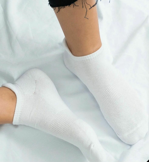 MEIA BRANCA - FEMININA