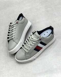 Sapatênis Masculino Tommy Cinza - comprar online