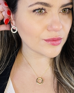 Colar Banhado a Ouro com Pingente - comprar online