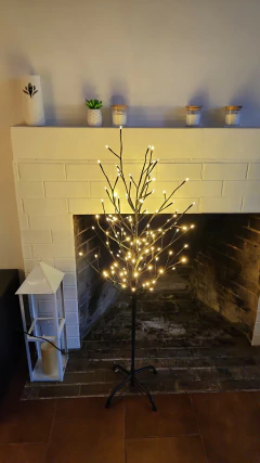 Arbol Luminoso Led Arbolito Navidad Luz Calida Deco Negro - comprar online