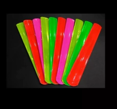 50 Pulseras Fluo Magicas Cotillon Fluo Magnetica - Luz Uv en internet