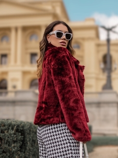 Casaco VIVA MAGENTA - comprar online