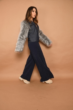 Jaqueta Denim com Pelo na internet