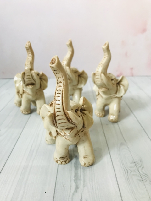 Elefante resina Trompa arriba