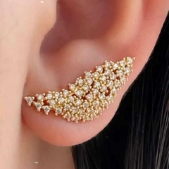 BRINCO EAR CUFF ZIRCÔNIAS BELA DOURADO