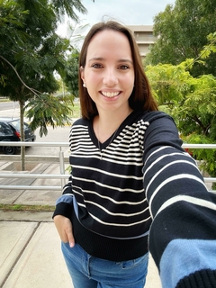 Sweater Zoe en internet