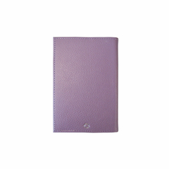 PORTA PASSAPORTE OSAKA EM COURO LILAS S - Camila Akemi - Bolsas e acessórios exclusivos em couro legítimo, com certificado LWG