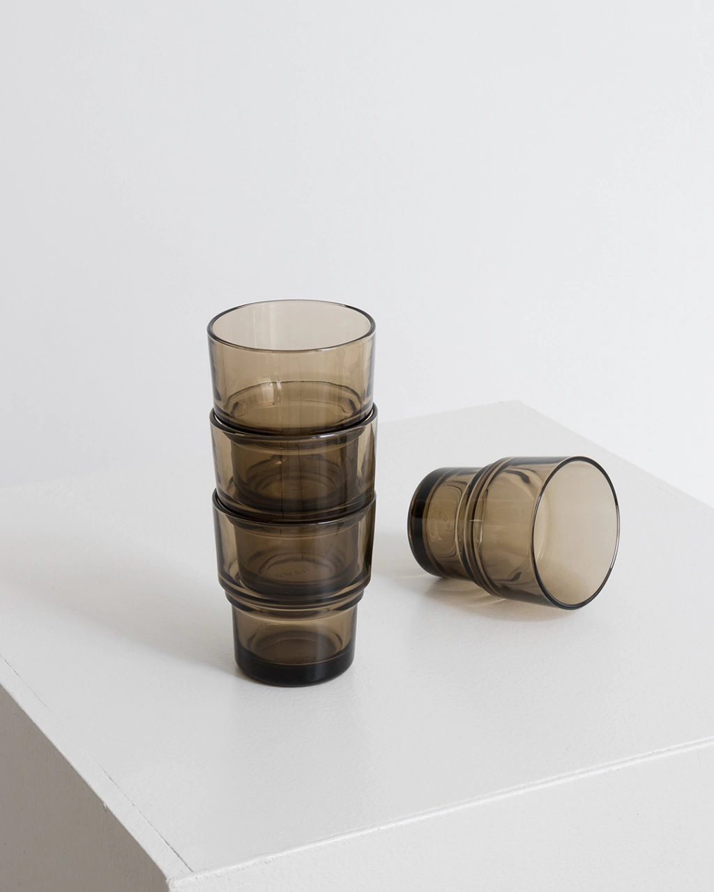 Vaso apilable gris set x 4