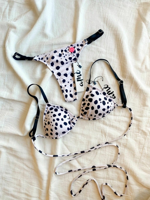 ASIA bikini triengulito y less