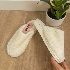 pantufla selena en internet