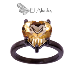 1471. Anillo en plata pavonada.