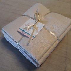 Kit de Tecidos Pele de Boneca 3 cores 0,50x 1,5 cm por cor