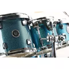 BATERIA NAGANO GARAGE FUSION BUMBO 20 AZUL METALICO OCS na internet