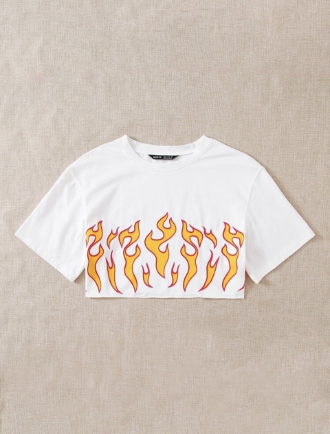 Camiseta Cropped Branca Estampada Fire