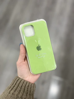 Silicone Case Iphone 12/12 Pro - Varios Colores - Celplaza Store