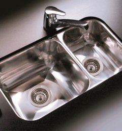 PILETA DOBLE R37/18 JOHNSON 63,3X34X18CM ACERO INOX 304