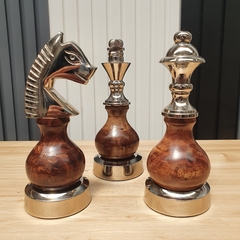 Piezas Decorativas Ajedrez Rey, Alfil y Caballo Madera y Metal