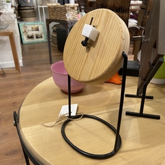 Reloj De Madera Con Pie De Hierro - comprar online