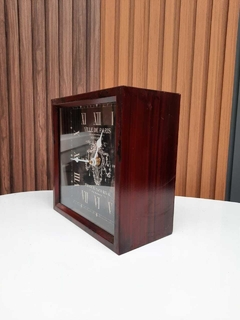 Reloj de Mesa Madera y Fondo Negro 20 cm con vidrio - comprar online