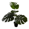 Planta artificial con base negra