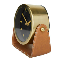 Reloj de Mesa Vintage Metal y Cuero Diseño Elegante en internet