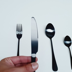 Set De Cubiertos 16 Piezas Acero Inoxidable Negro Premium Negro en internet