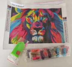 (2845) Pintura com Diamantes - Diy 5D Strass - Cãozinho Colorido - 40x30 cm - Mundo dos QCS