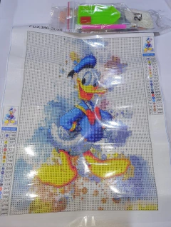 (2889) Pintura com Diamantes - Diy 5D Strass - Pato Donald - 30x40 cm na internet