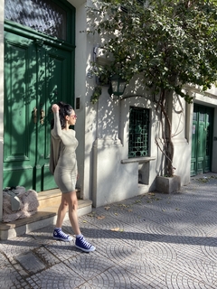 Vestido Suiza - Oculto