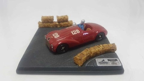 Mini Diorama Ferrari 125 S #128 Franco Cortese (1947) Piacenza - Art Model 1/43