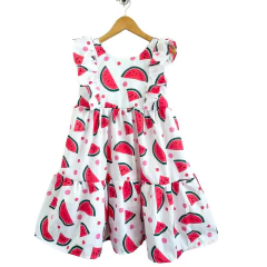 Vestido Menina Encantada Babado Melancia na internet