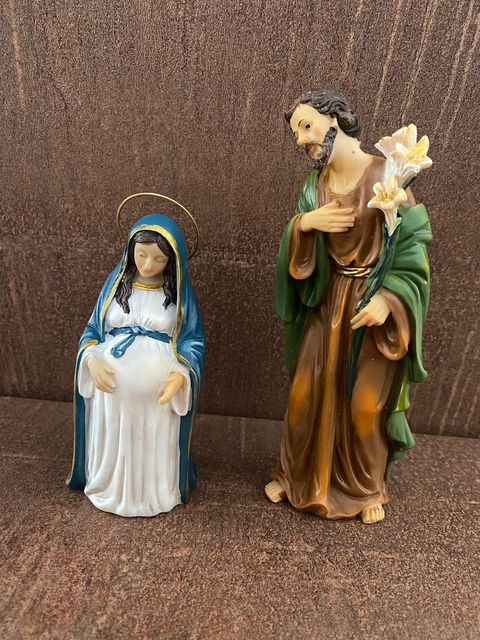 Conjunto de imagens da Sagrada Família - Maria Grávida e José - 20 cm