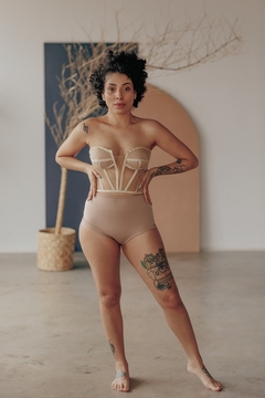 CROPPED BORDOIR - Cropped em Transparência estruturada estilo lingerie, com viés aparentes e passa fita nas costas. - Vestidos de noiva exclusivos ARTHA ATELIER