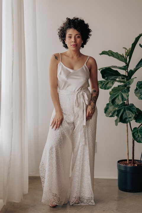 Pantalona Renda plissê - calça pantalona ajustável em renda plissada.