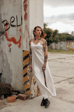 Vestido Luna em cetim Mellow no viés. - comprar online